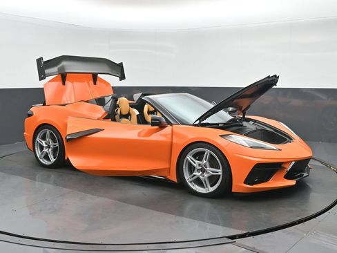 Used 2023 Chevrolet Corvette Stingray Preferred Conv w/ Z51 Performance Package RWD image 39