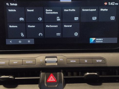 Used 2025 Kia K4 FWD image 25