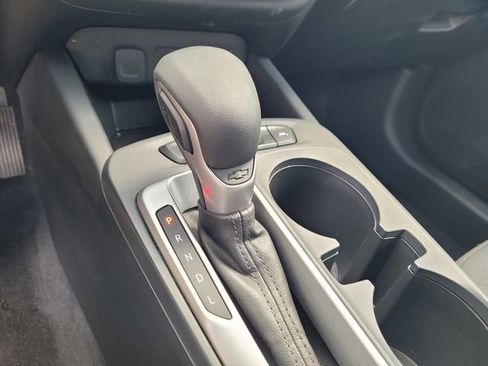 Used 2025 Chevrolet Trax LS image 20