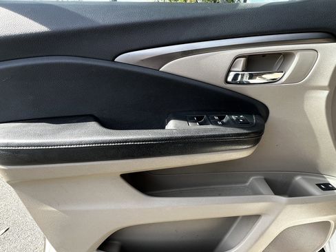 Used 2016 Honda Pilot EX-L image 13