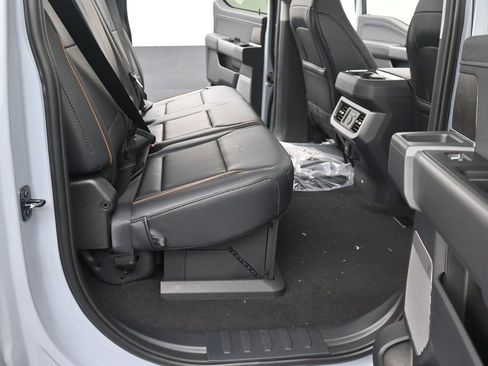 New 2026 Ford F250 Lariat w/ Chrome Package image 18