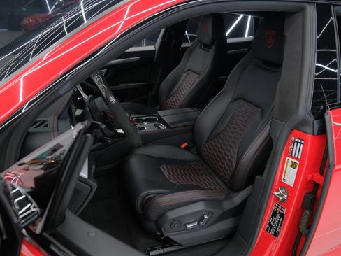 Used 2021 Lamborghini Urus AWD/4WD image 27