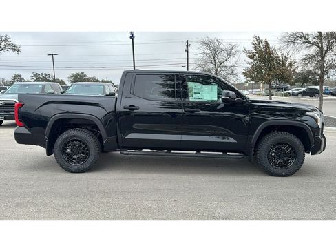 New 2026 Toyota Tundra SR5 w/ SR5 Convenience Package AWD/4WD image 10