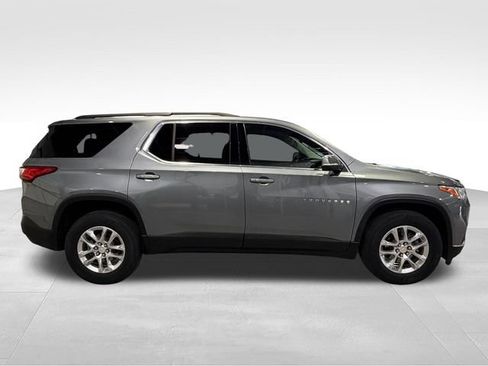 Used 2021 Chevrolet Traverse LT FWD image 4