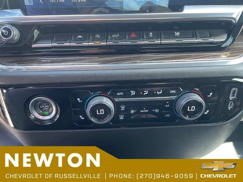 Used 2023 Chevrolet Silverado 1500 LT AWD/4WD image 12