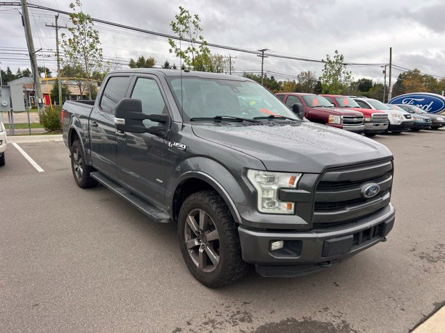 Used 2016 Ford F150 Lariat w/ Equipment Group 502A Luxury AWD/4WD image 3