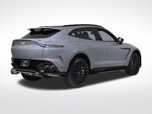 Used 2025 Aston Martin DBX 707 image 5