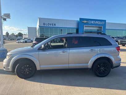 Used 2019 Dodge Journey SE w/ Connectivity Group