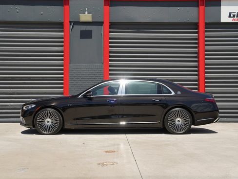 Used 2024 Mercedes-Benz Maybach S 680 4MATIC image 8