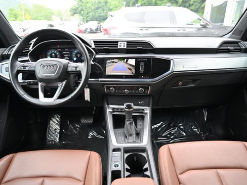 Used 2025 Audi Q3 2.0T Premium AWD/4WD image 14