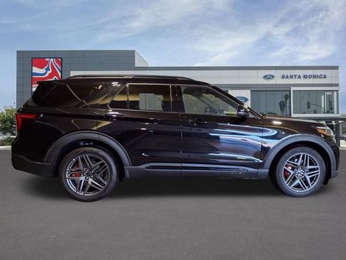 Used 2026 Ford Explorer ST w/ Sun And Sound Package AWD/4WD image 27