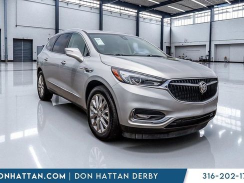 Used 2021 Buick Enclave Premium w/ Surround and Sites Package image 33
