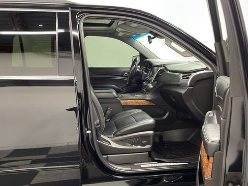 Used 2017 Chevrolet Tahoe Premier AWD/4WD image 22