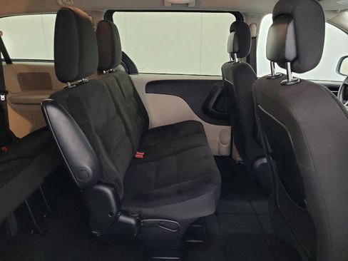 Used 2017 Dodge Grand Caravan SE w/ Power Window Group FWD image 19
