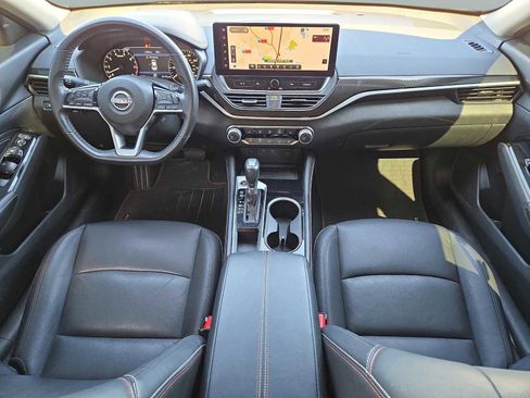 Used 2023 Nissan Altima 2.5 SR w/ SR Premium Package image 15