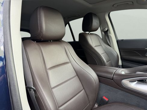 Used 2020 Mercedes-Benz GLE 350 4MATIC w/ AMG Line Exterior image 44