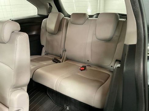 Certified 2024 Honda Odyssey Touring image 13
