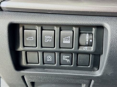 Used 2022 Subaru Forester Premium AWD/4WD image 15
