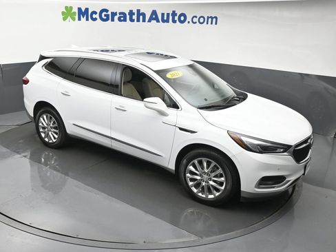 Used 2021 Buick Enclave Premium w/ Sun and Sites Package AWD/4WD image 3