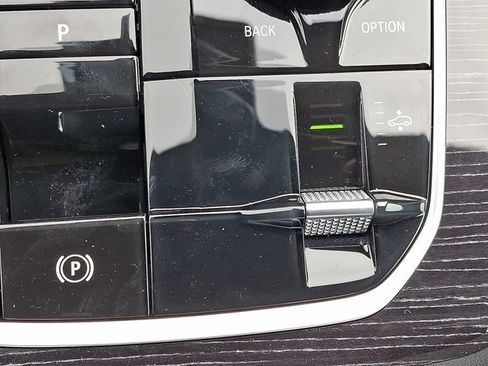 New 2026 BMW X7 xDrive40i w/ M Sport Package image 19