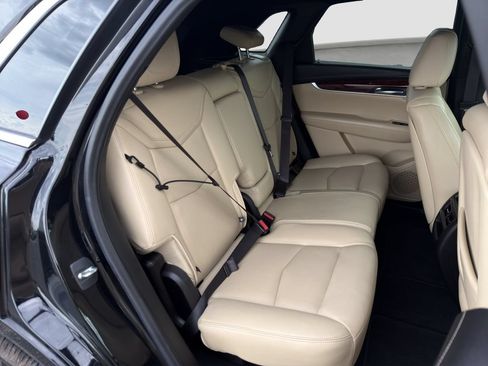 Used 2019 Cadillac XT5 Luxury FWD image 19
