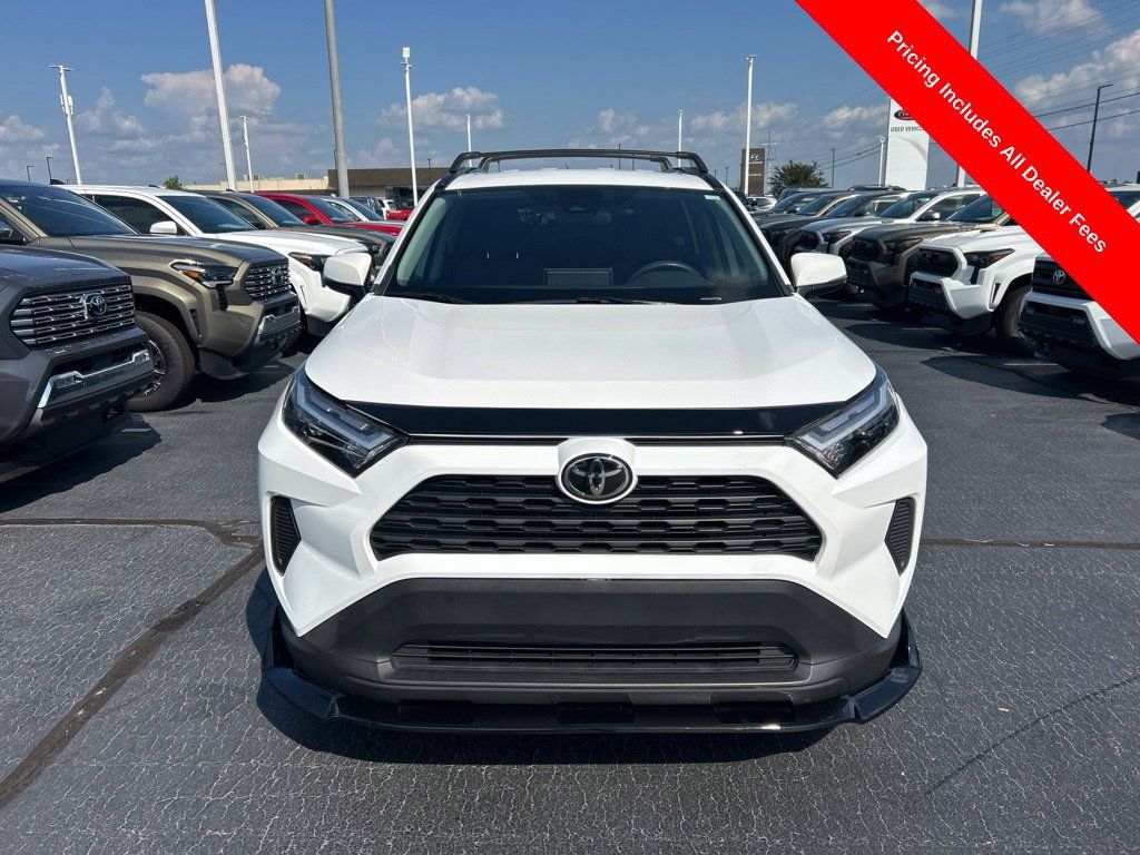 Used 2024 Toyota RAV4 XLE FWD image 24