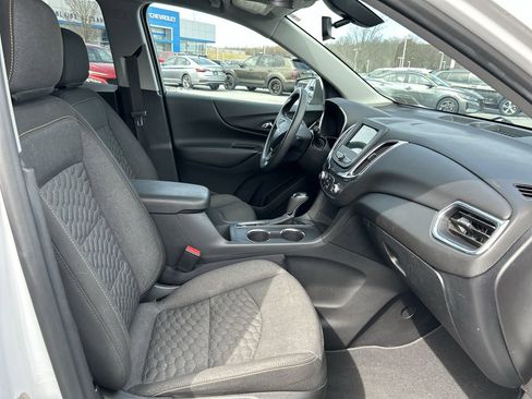 Used 2019 Chevrolet Equinox LT image 14