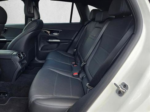 Certified 2026 Mercedes-Benz GLC 300 image 17