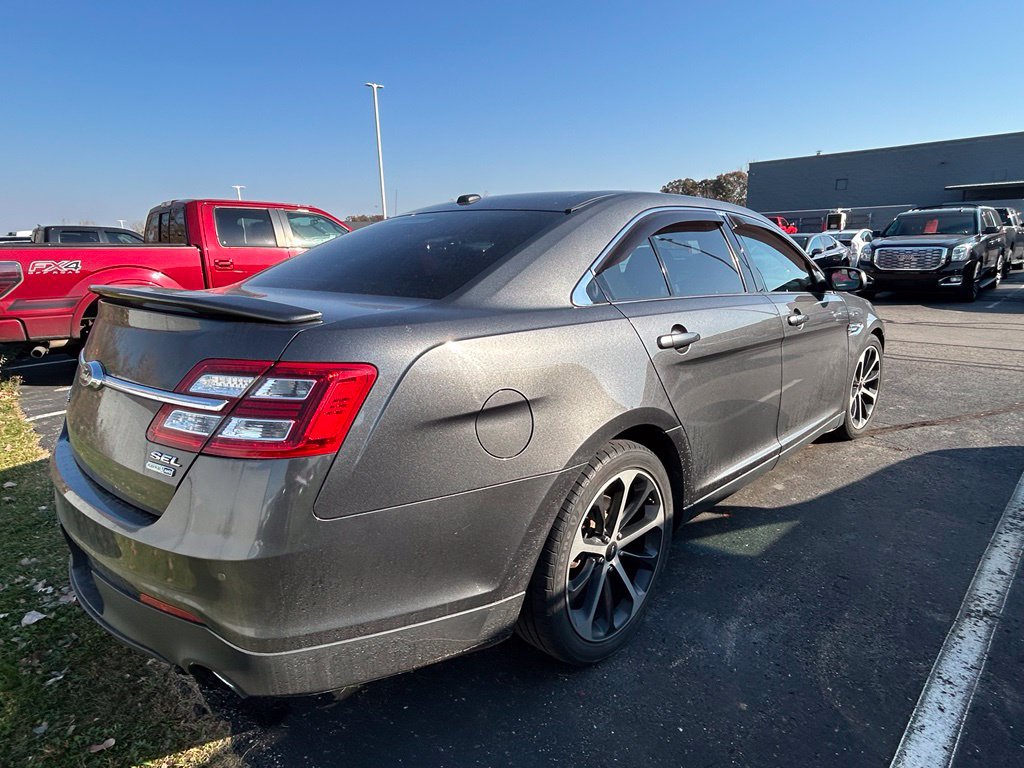 Used 2015 Ford Taurus SEL w/ Equipment Group 201A AWD/4WD image 8