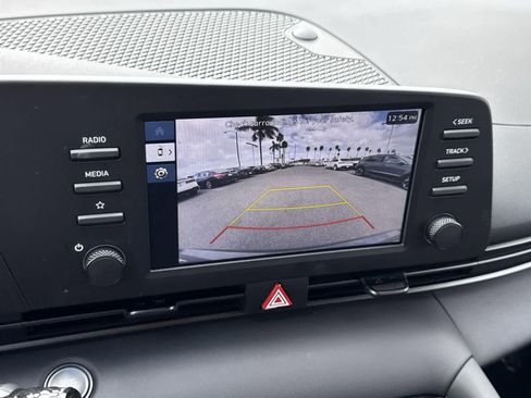 Certified 2025 Hyundai Elantra Sport image 15