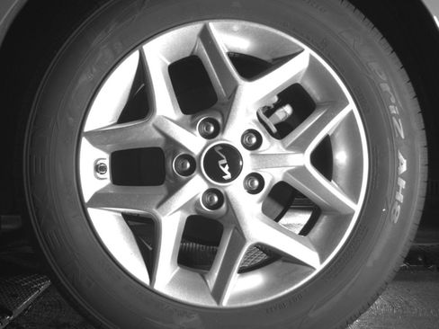 Used 2025 Kia Soul LX w/ LX Technology Package FWD image 14