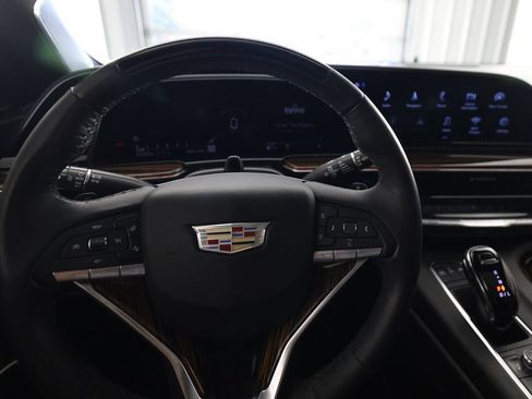 Used 2022 Cadillac Escalade Premium Luxury w/ Performance Package AWD/4WD image 20