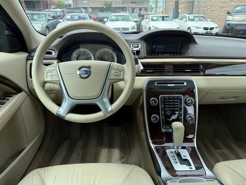Used 2012 Volvo XC70 T6 Premier Plus AWD/4WD image 17