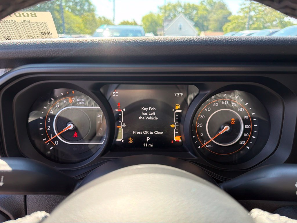 New 2026 Jeep Gladiator Sport AWD/4WD image 10