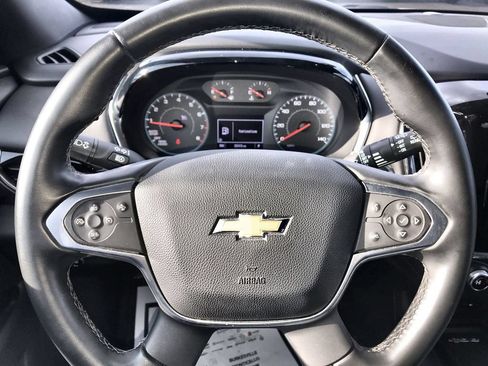 Used 2023 Chevrolet Traverse LT FWD image 14