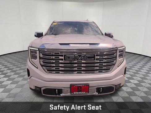 Used 2025 GMC Sierra 1500 Denali Ultimate AWD/4WD image 13