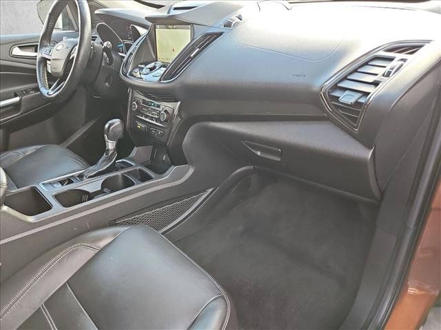 Used 2017 Ford Escape Titanium AWD/4WD image 22