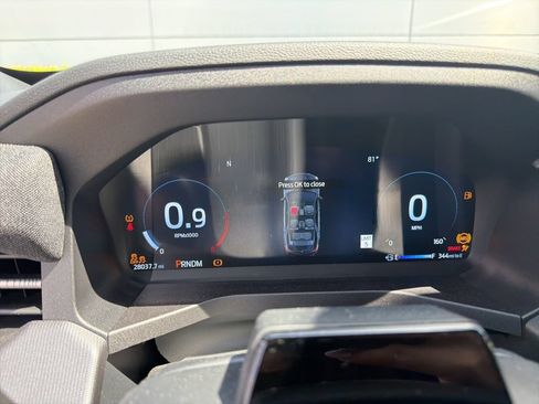 Used 2025 Ford Explorer ST RWD image 4