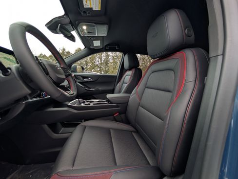 New 2026 Chevrolet Equinox RS image 24