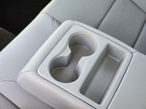 Used 2017 Acura TLX w/ Technology Package image 37