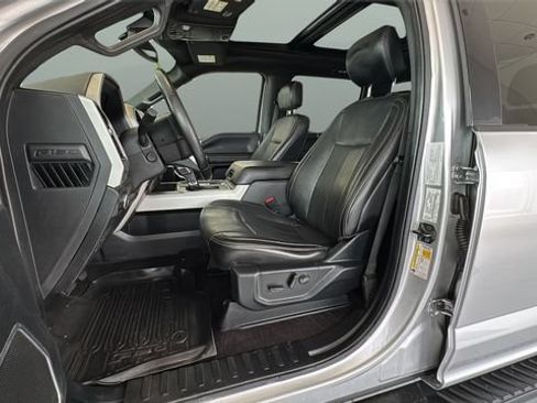 Used 2019 Ford F150 Lariat w/ Equipment Group 502A Luxury AWD/4WD image 10