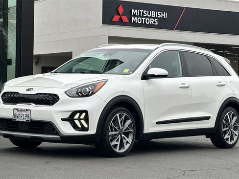 Used 2021 Kia Niro Touring image 10
