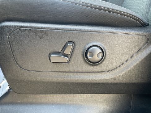 Used 2023 RAM 1500 Big Horn AWD/4WD image 13