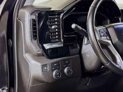 Used 2024 Chevrolet Silverado 1500 LT AWD/4WD image 8