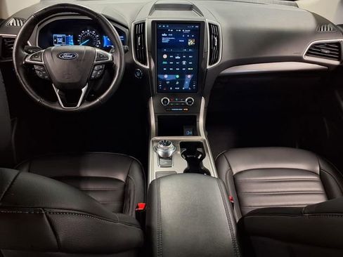 Certified 2024 Ford Edge SEL image 17