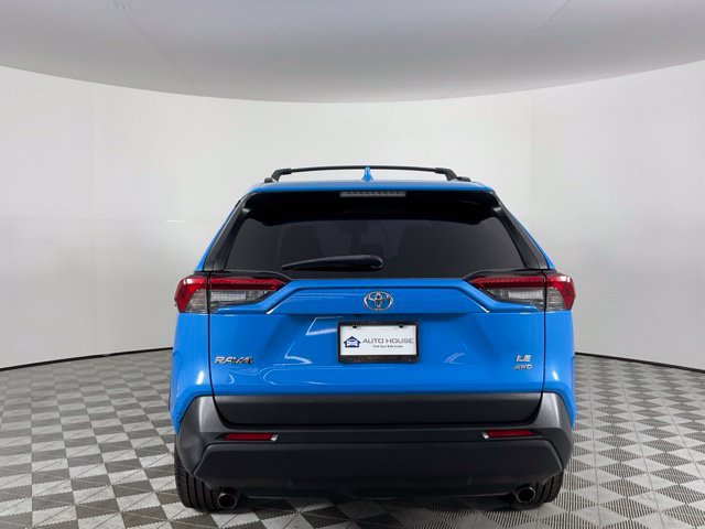 Used 2019 Toyota RAV4 LE AWD/4WD image 6