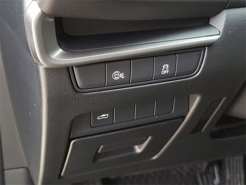 Certified 2025 MAZDA MAZDA3 s image 16