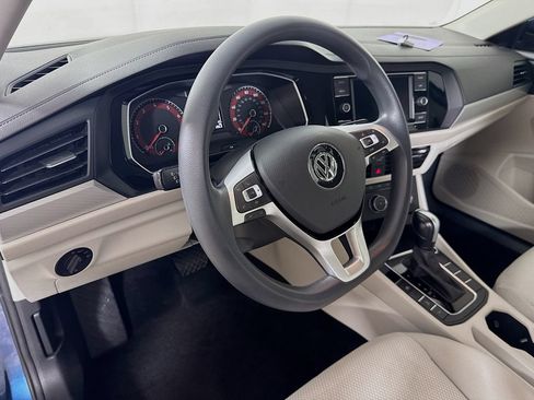 Used 2019 Volkswagen Jetta S w/ Driver Assistance Package FWD image 9