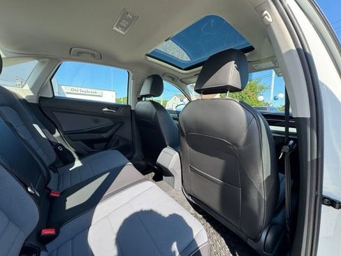 Used 2026 Volkswagen Jetta SE FWD image 23