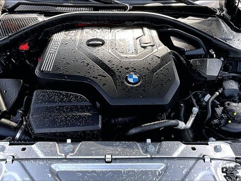 Used 2024 BMW 330e w/ Convenience Package image 32